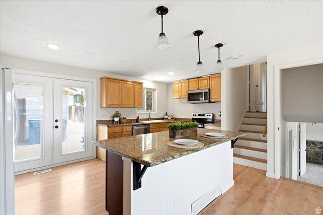 5826 S VILLAGE WAY, South Ogden, UT 84403