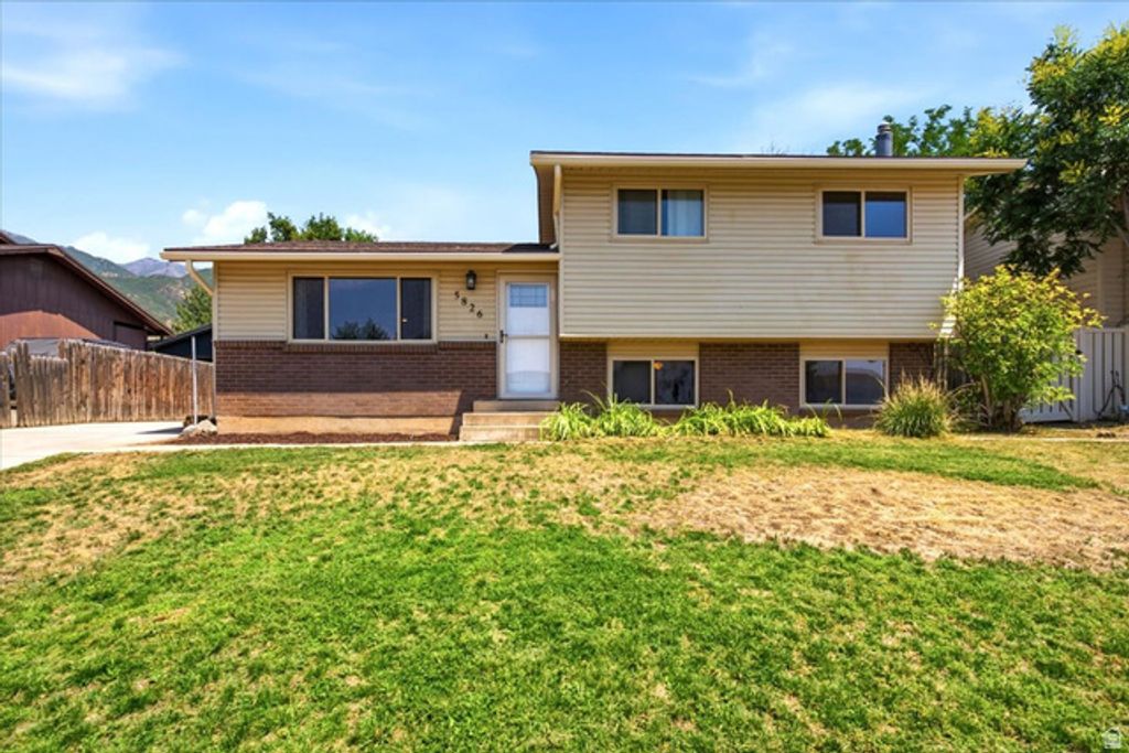 5826 S VILLAGE WAY, South Ogden, UT 84403