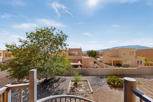 6113 Wildflower Pass NE, Rio Rancho, NM 87144