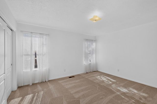 6113 Wildflower Pass NE, Rio Rancho, NM 87144