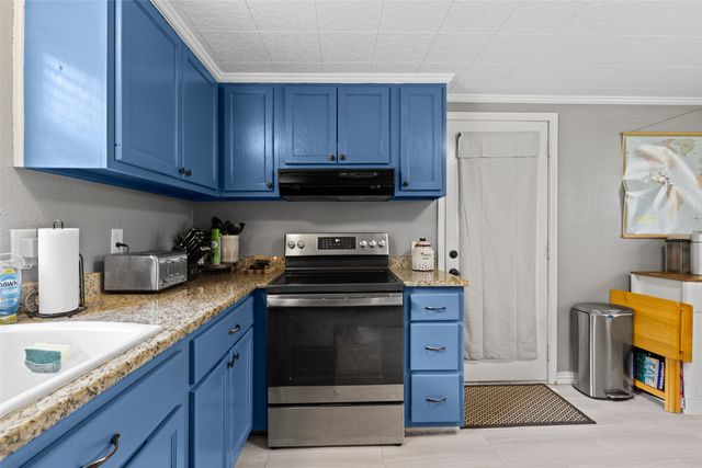 11932 Wisteria, Ore City, TX 75683