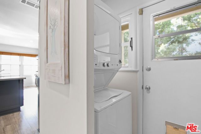 9509 Cresta Drive, Los Angeles, CA 90035