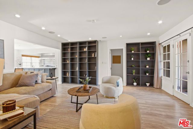 9509 Cresta Drive, Los Angeles, CA 90035