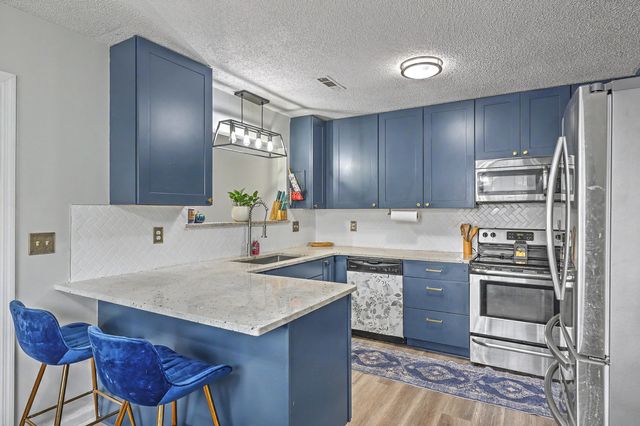101 Glebe Road, Summerville, SC 29485