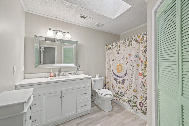 101 Glebe Road, Summerville, SC 29485
