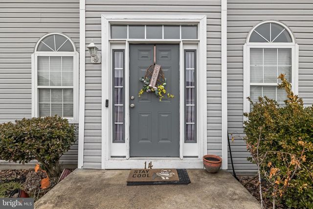 14 GLEN BURNIE DR, Sicklerville, NJ 08081