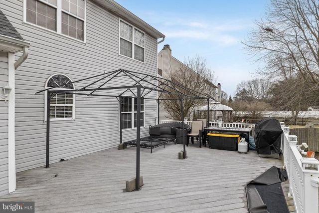 14 GLEN BURNIE DR, Sicklerville, NJ 08081