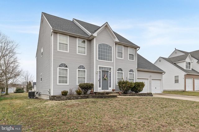 14 GLEN BURNIE DR, Sicklerville, NJ 08081