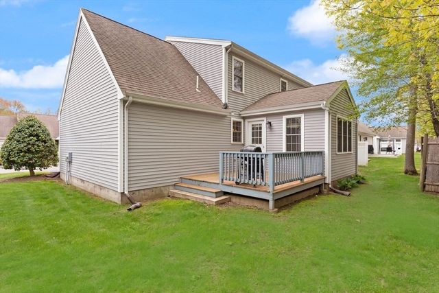 39 Brewster Rd 39, Stoughton, MA 02072