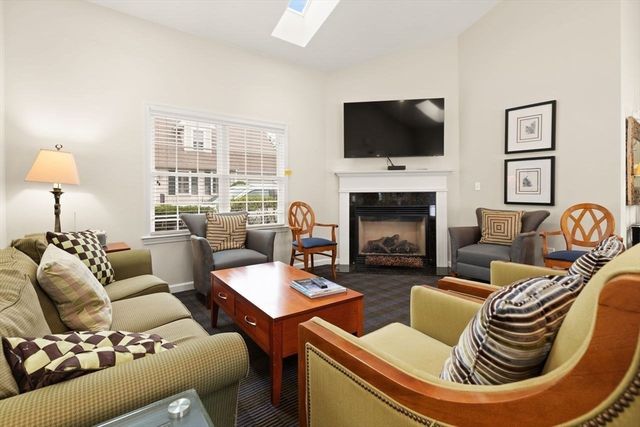 39 Brewster Rd 39, Stoughton, MA 02072