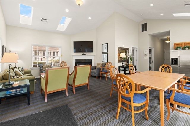 39 Brewster Rd 39, Stoughton, MA 02072