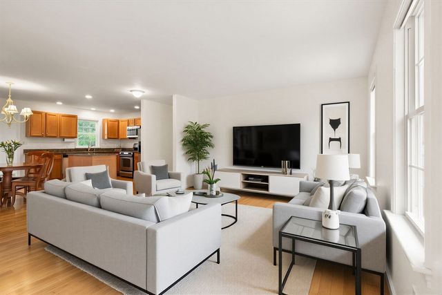 39 Brewster Rd 39, Stoughton, MA 02072