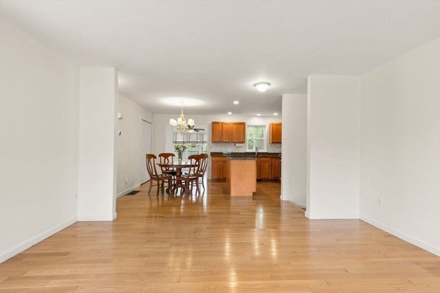 39 Brewster Rd 39, Stoughton, MA 02072