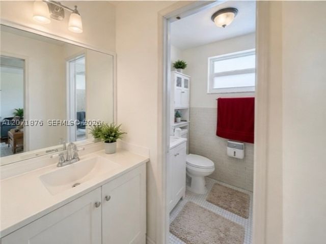215 SE 3rd Ave 308C, Hallandale Beach, FL 33009