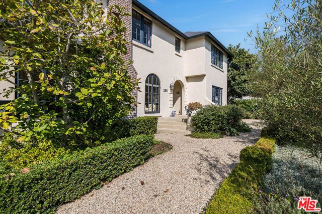 555 Wilcox Avenue, Los Angeles, CA 90004