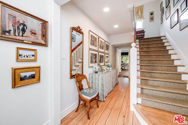 555 Wilcox Avenue, Los Angeles, CA 90004