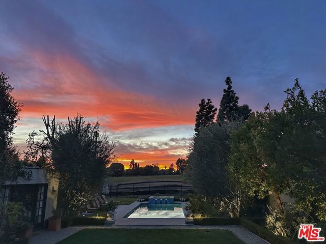 555 Wilcox Avenue, Los Angeles, CA 90004