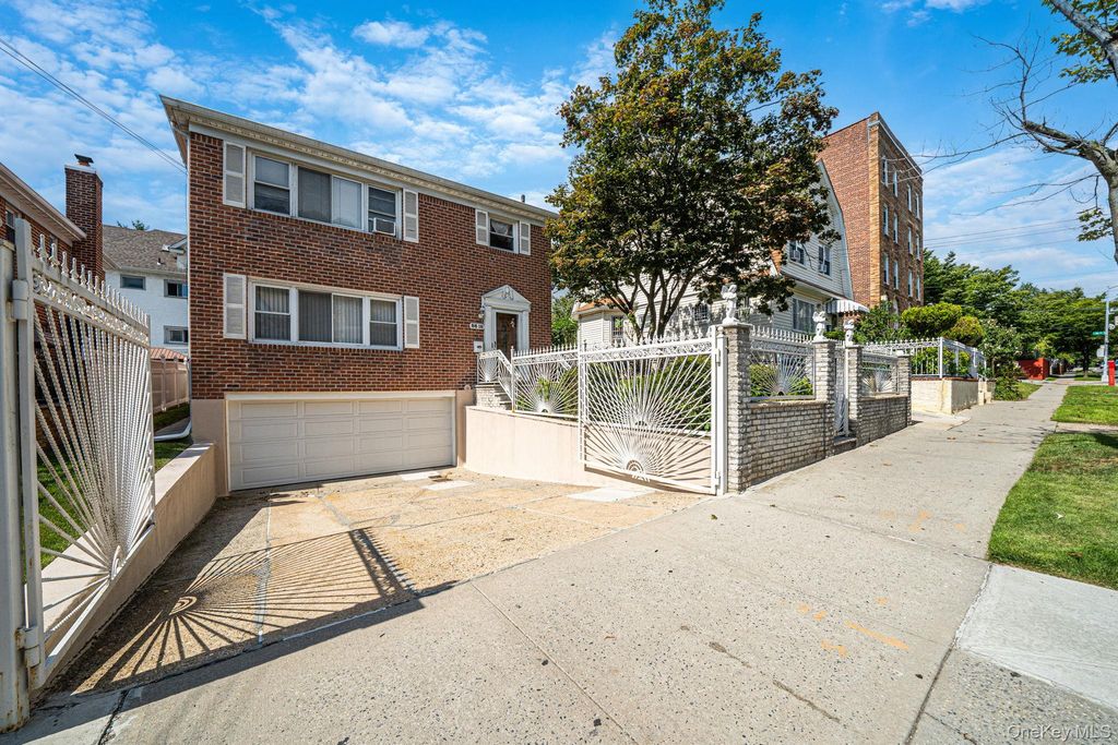 8618 164th Street, Jamaica Hills, NY 11432 — photo 3