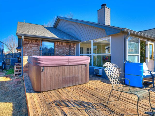 501 Gray Fox Run, Edmond, OK 73003