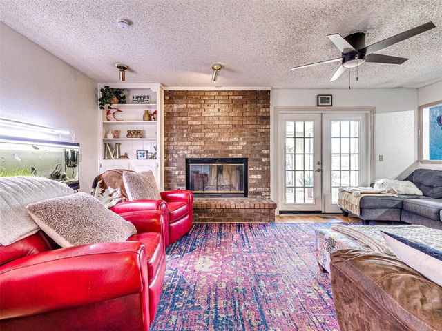 501 Gray Fox Run, Edmond, OK 73003