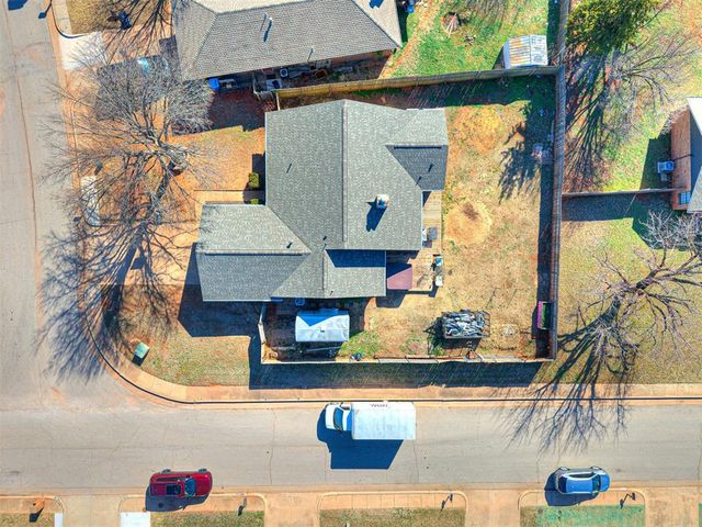 501 Gray Fox Run, Edmond, OK 73003