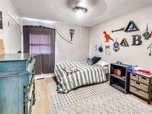 501 Gray Fox Run, Edmond, OK 73003