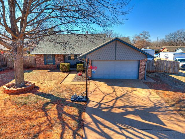 501 Gray Fox Run, Edmond, OK 73003