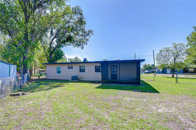 306 E LANGFORD DRIVE, Plant City, FL 33563