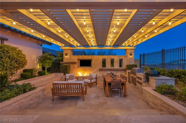12217 Tempestad Avenue, Las Vegas, NV 89138