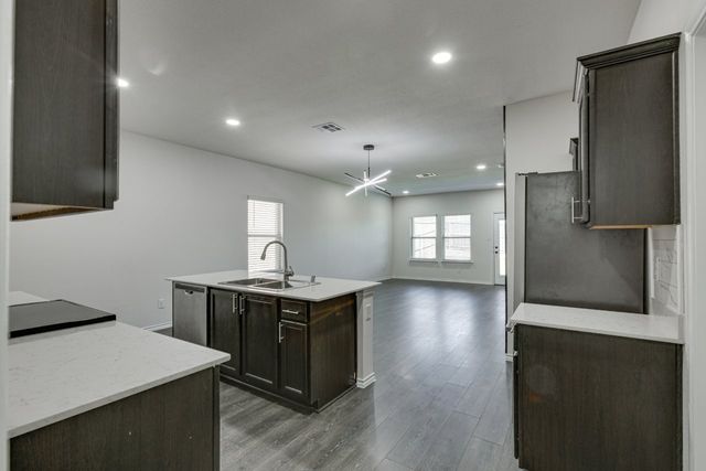 1001 Old Oaks Drive, Forney, TX 75126