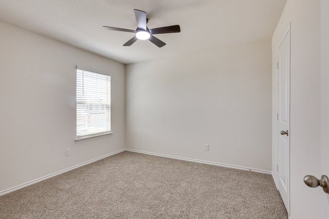 1001 Old Oaks Drive, Forney, TX 75126