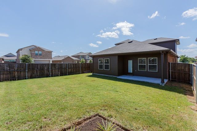 1001 Old Oaks Drive, Forney, TX 75126
