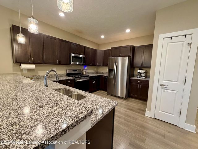 1545 Thimbleberry Lane, Holt, MI 48842