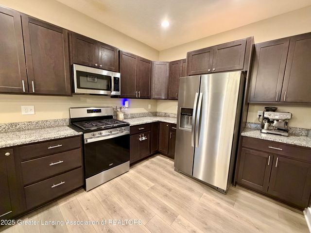 1545 Thimbleberry Lane, Holt, MI 48842