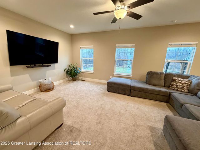 1545 Thimbleberry Lane, Holt, MI 48842