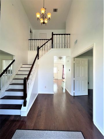 834 Island Meadow Court, Houston, TX 77062