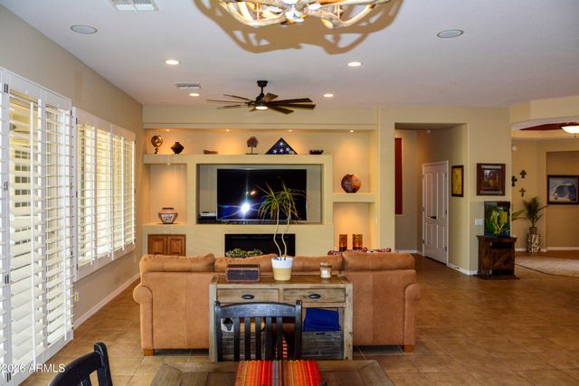 23138 N GAVIOTA Drive, Sun City West, AZ 85375