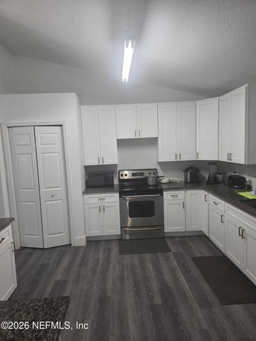 19211 NE STATE ROAD 26, Hawthorne, FL 32640