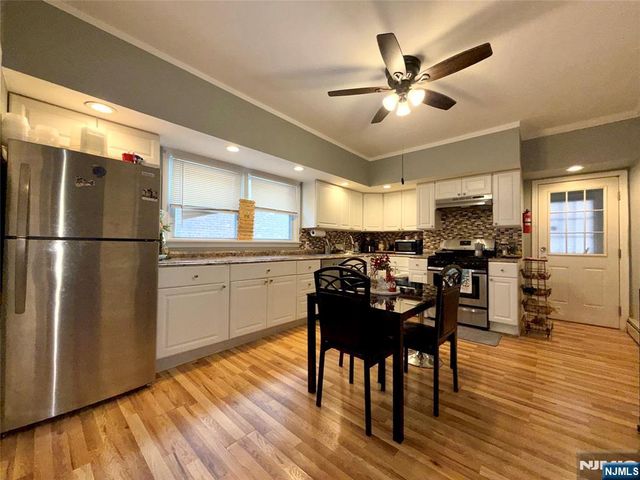 92 Maple Avenue, Wallington, NJ 07057