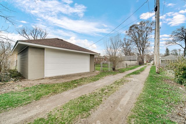 2710 Decatur Street, Lake Station, IN 46405