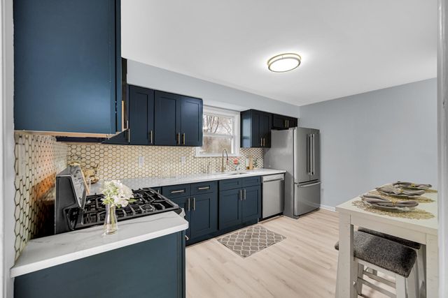 2710 Decatur Street, Lake Station, IN 46405