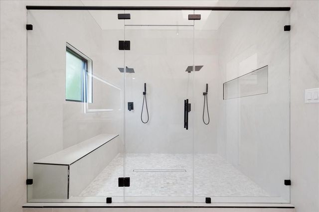 2135 Quenby Street, Houston, TX 77005