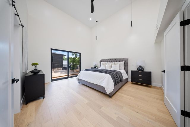 2135 Quenby Street, Houston, TX 77005