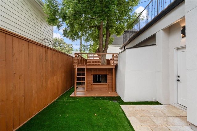 2135 Quenby Street, Houston, TX 77005