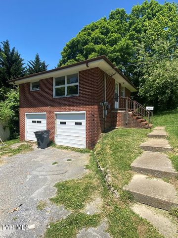 1530 Woodland Avenue, Kingsport, TN 37665