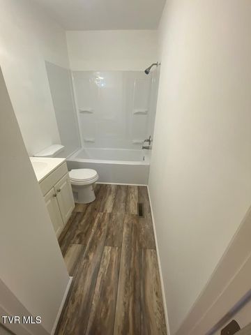 1530 Woodland Avenue, Kingsport, TN 37665