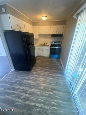 1530 Woodland Avenue, Kingsport, TN 37665