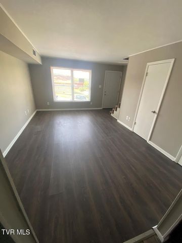 1530 Woodland Avenue, Kingsport, TN 37665