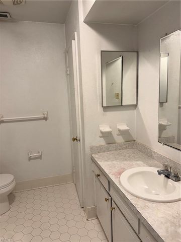 804 Duke Of Suffolk DR, Virginia Beach, VA 23454
