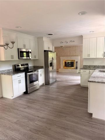 804 Duke Of Suffolk DR, Virginia Beach, VA 23454